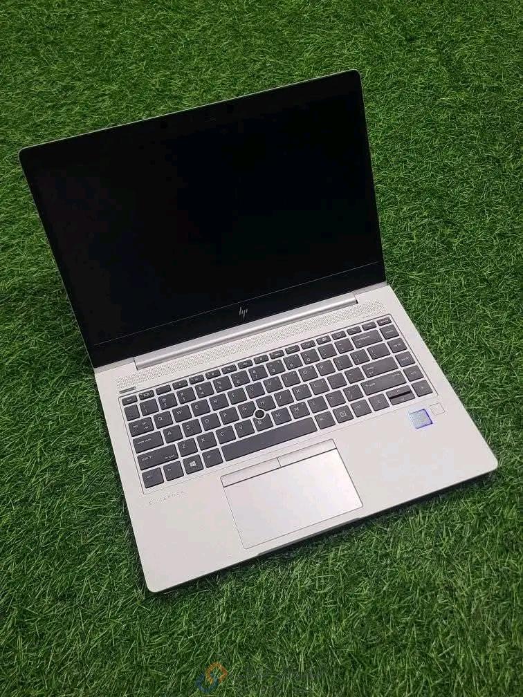 عرض لابتوب HP ELITEBOOK