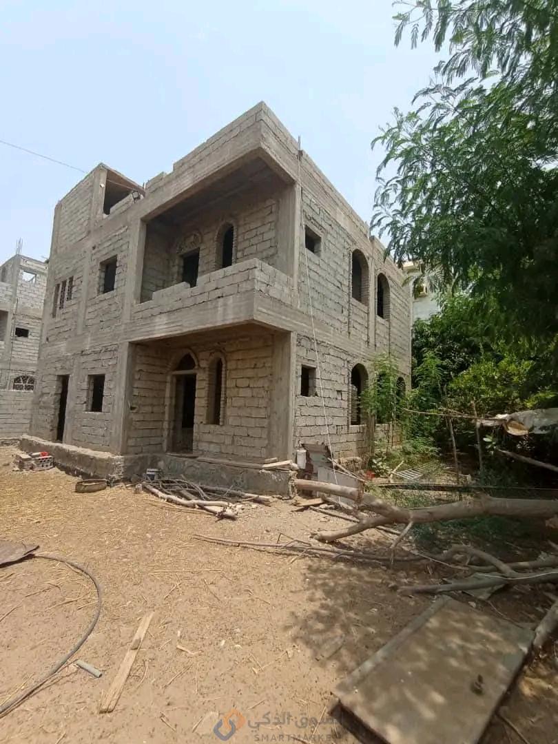 للبيع فيلا عظم دورين في المدينه الخضراء المرحله 3